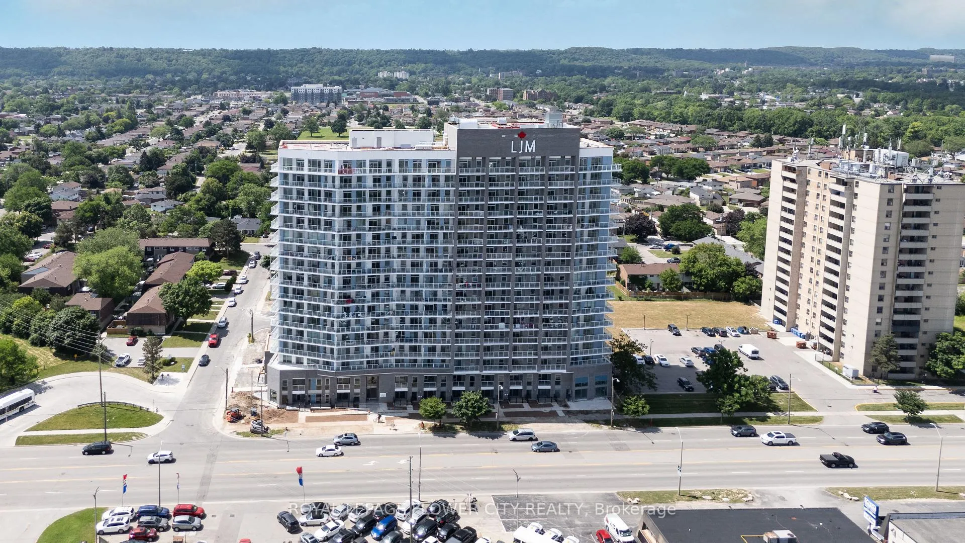 Photo 1 of Unit 1609, 2782 Barton Street E, Hamilton, Riverdale — HOMEH