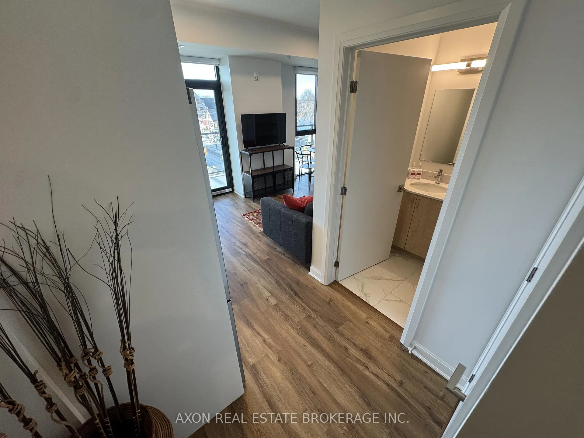 Photo 4 of Unit 609, 223 Princess Street, Kingston, East of Sir John A. Blvd — HOMEH