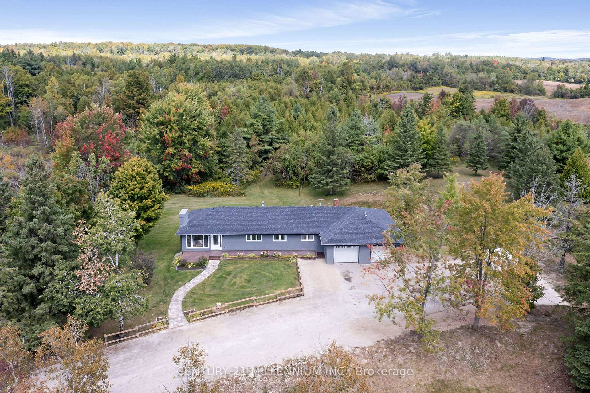 Photo 3 of 5175 Ninth Line, Erin, Rural Erin — HOMEH