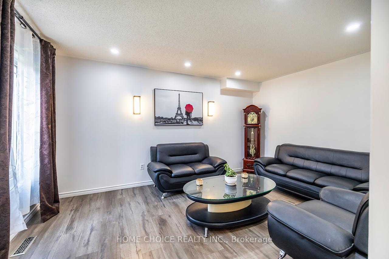Photo 6 of 55 Apple Blossom Boulevard, Clarington, Bowmanville — HOMEH