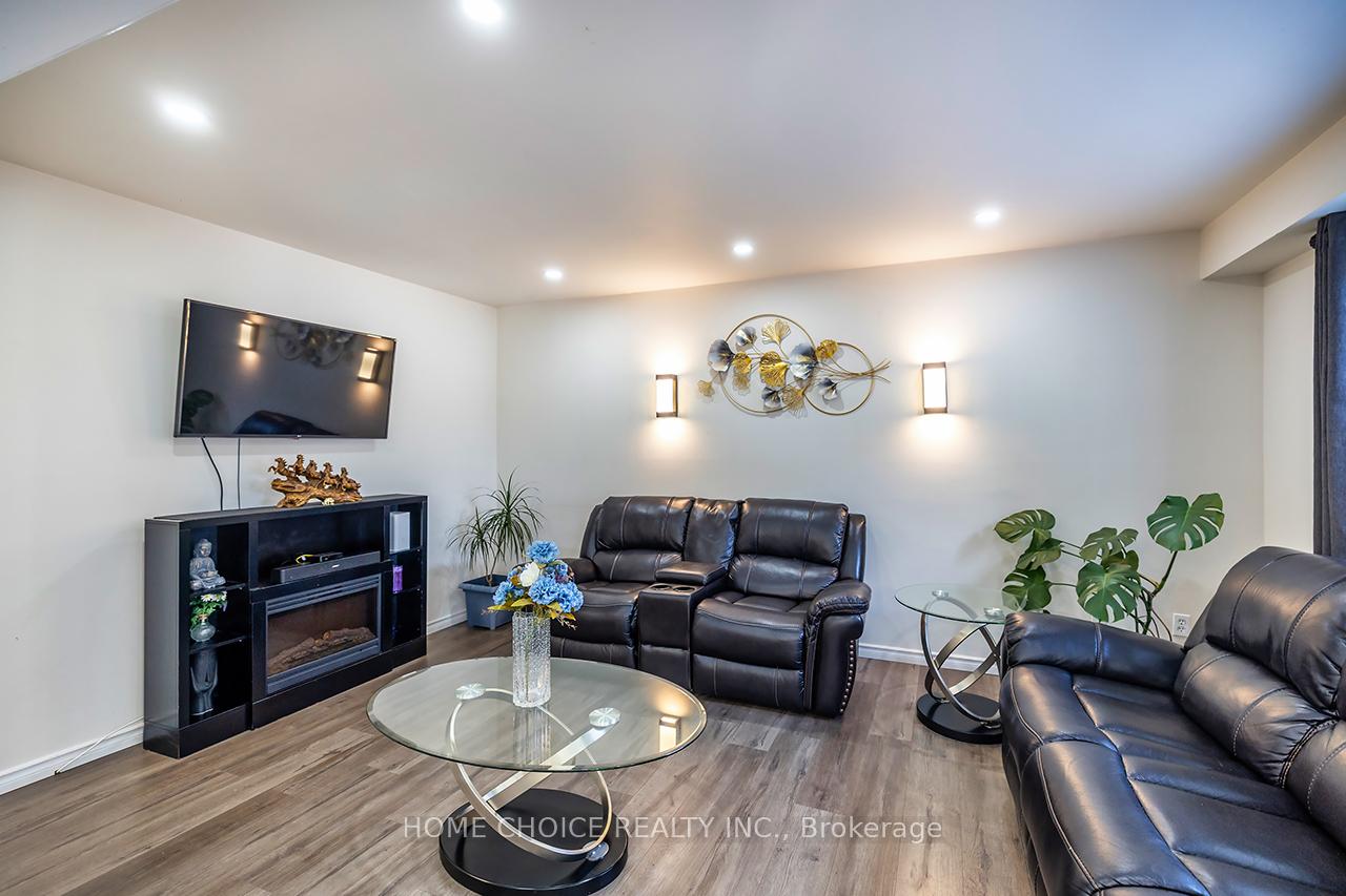 Photo 10 of 55 Apple Blossom Boulevard, Clarington, Bowmanville — HOMEH