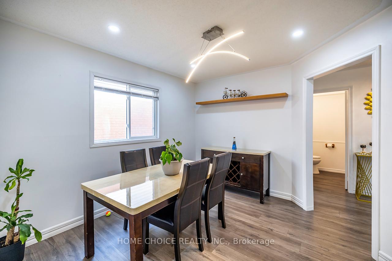 Photo 16 of 55 Apple Blossom Boulevard, Clarington, Bowmanville — HOMEH