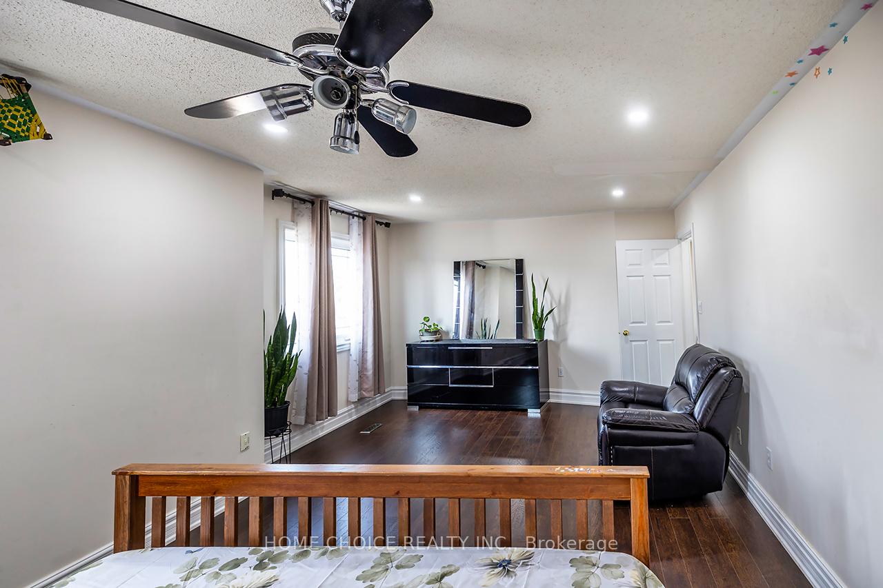 Photo 26 of 55 Apple Blossom Boulevard, Clarington, Bowmanville — HOMEH