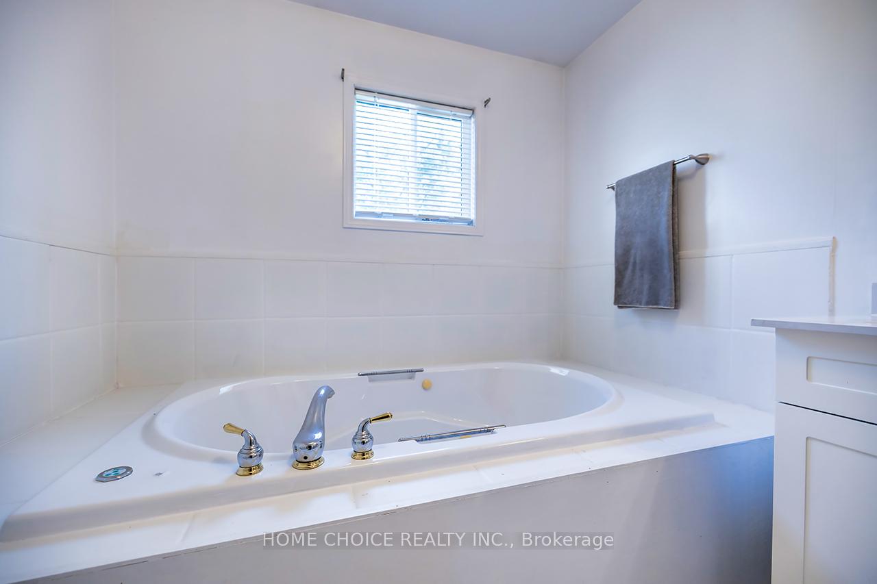 Photo 29 of 55 Apple Blossom Boulevard, Clarington, Bowmanville — HOMEH
