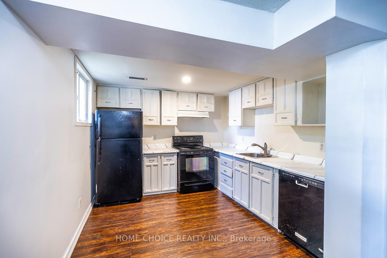Photo 32 of 55 Apple Blossom Boulevard, Clarington, Bowmanville — HOMEH