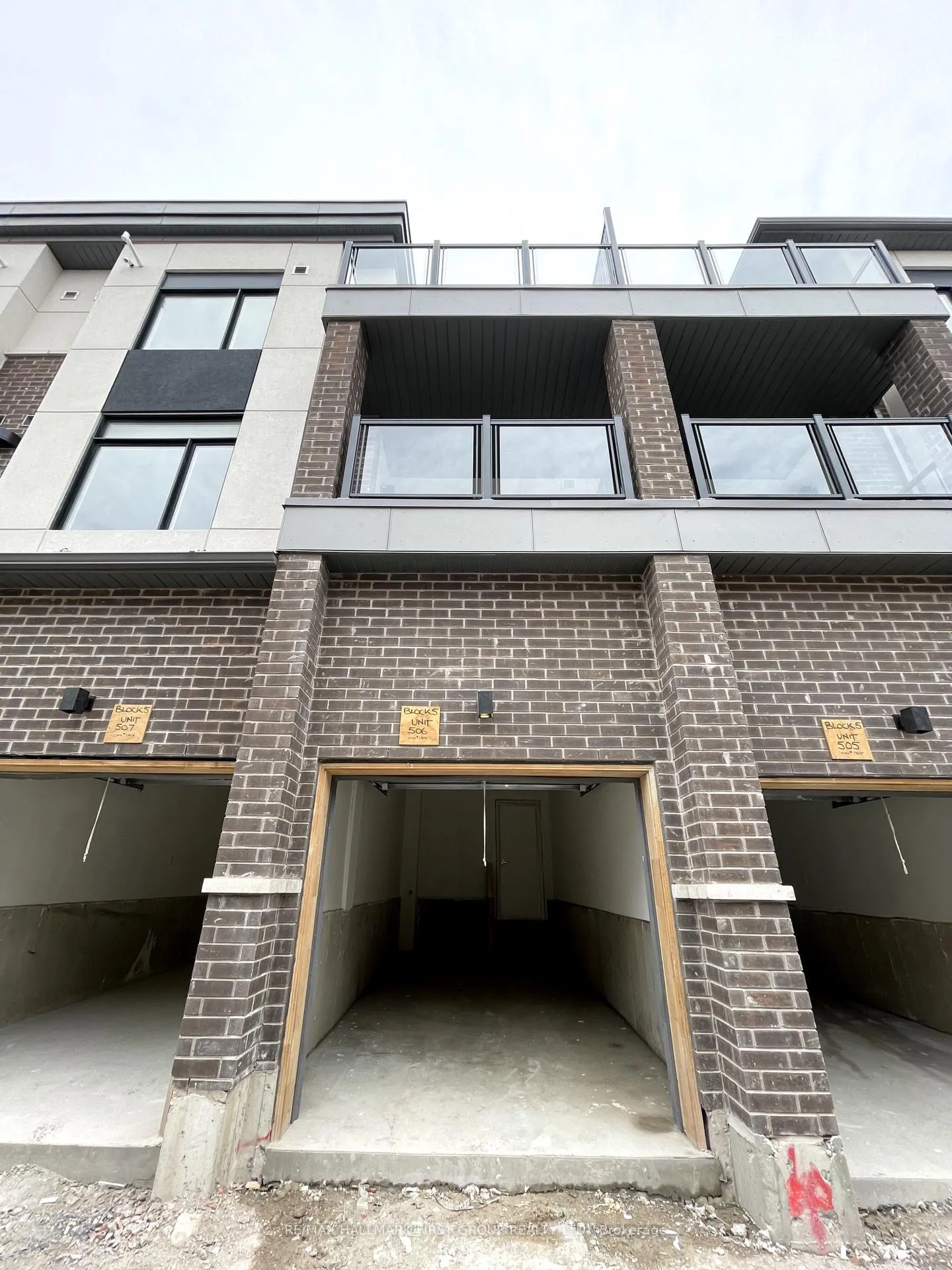 Photo 4 of Unit 1306, 1695 Dersan Street, Pickering, Duffin Heights — HOMEH