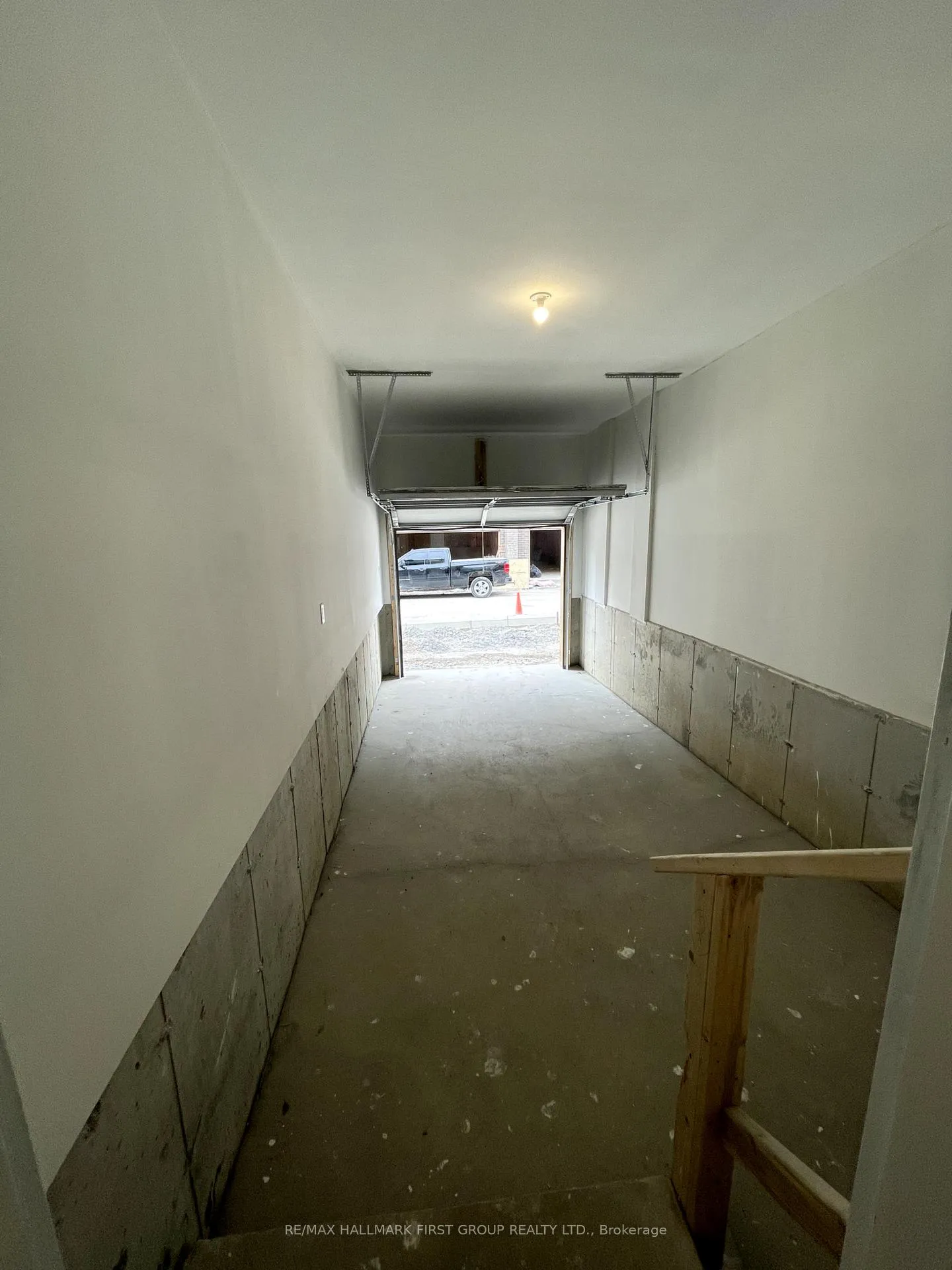 Photo 8 of Unit 1306, 1695 Dersan Street, Pickering, Duffin Heights — HOMEH