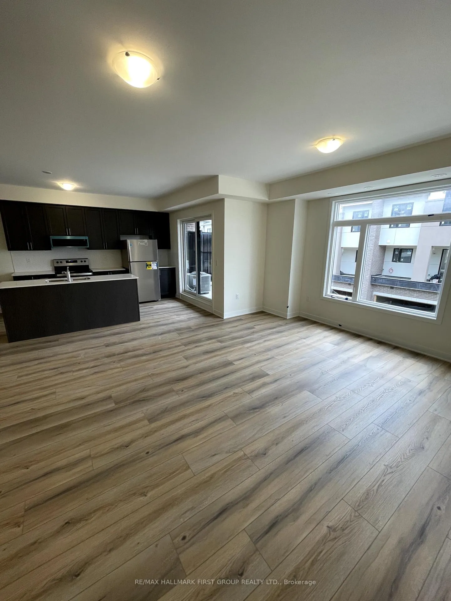 Photo 11 of Unit 1306, 1695 Dersan Street, Pickering, Duffin Heights — HOMEH