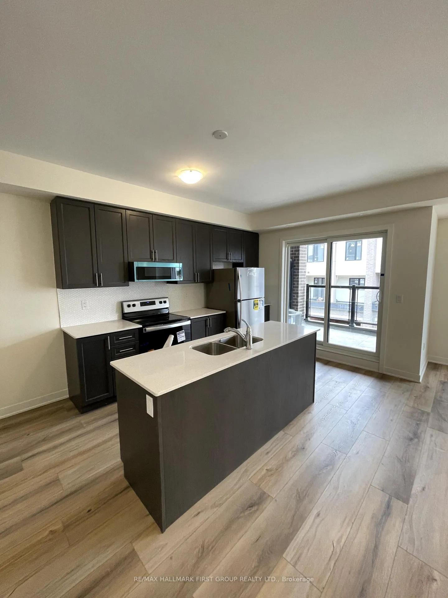 Photo 15 of Unit 1306, 1695 Dersan Street, Pickering, Duffin Heights — HOMEH