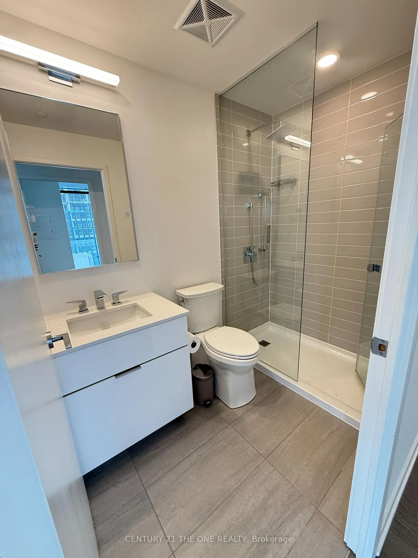 Photo 7 of Unit 2603, 25 Richmond Street E, Toronto, Church-Yonge Corridor — HOMEH