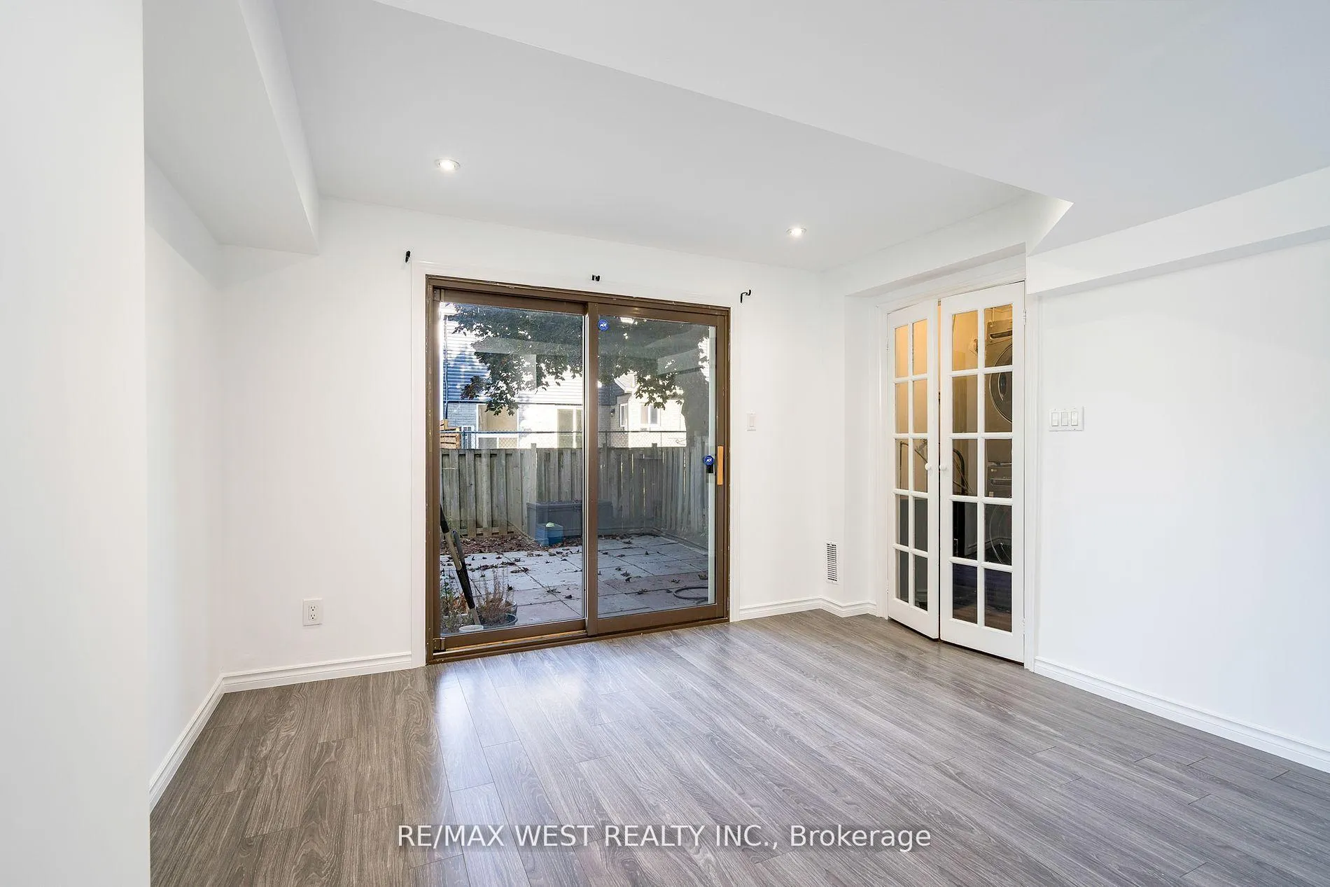 Photo 26 of Unit 20, 220 Ormond Drive, Oshawa, Samac — HOMEH