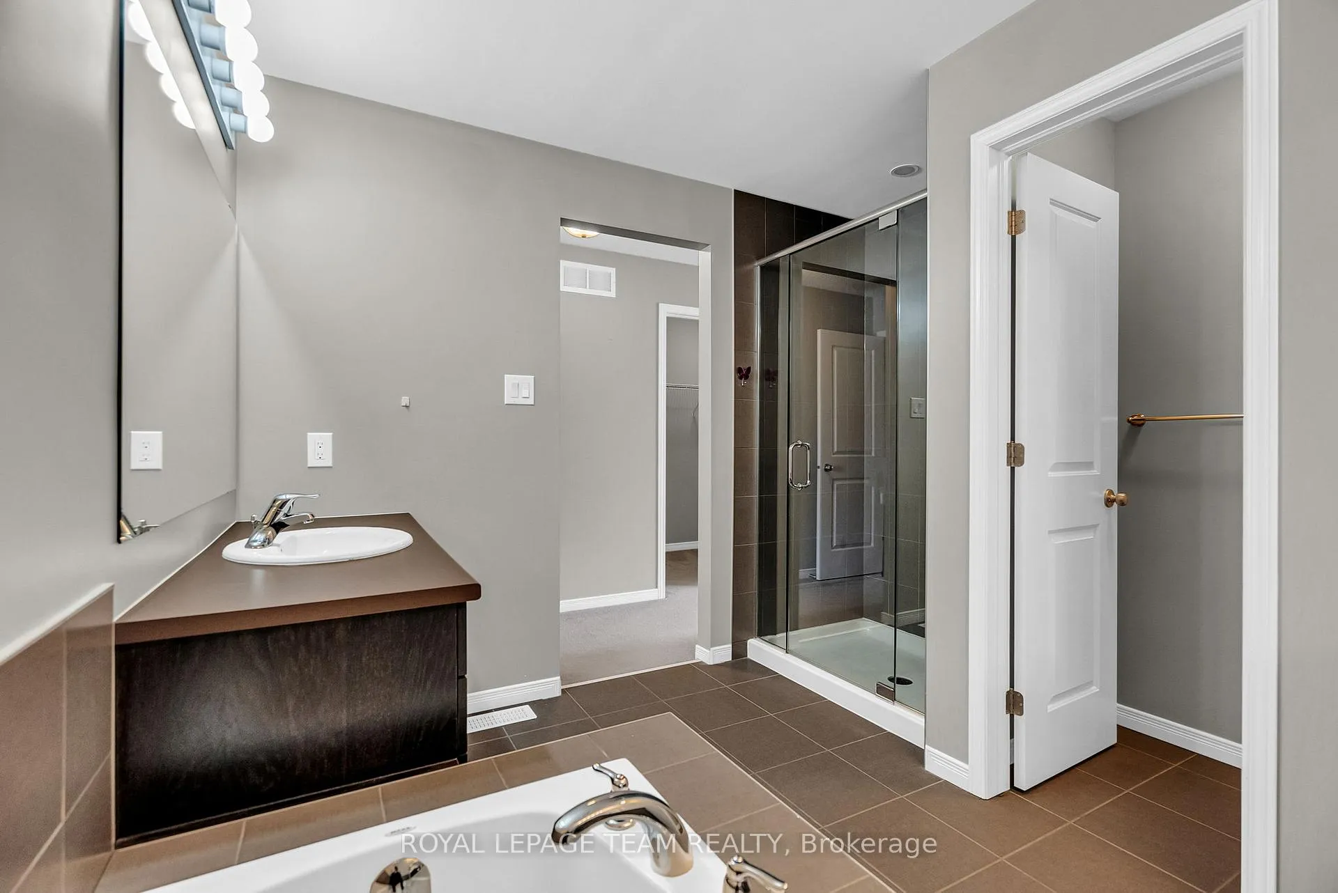 Photo 20 of 338 Nonius Street, Ottawa, Kanata - Emerald Meadows/Trailwest — HOMEH