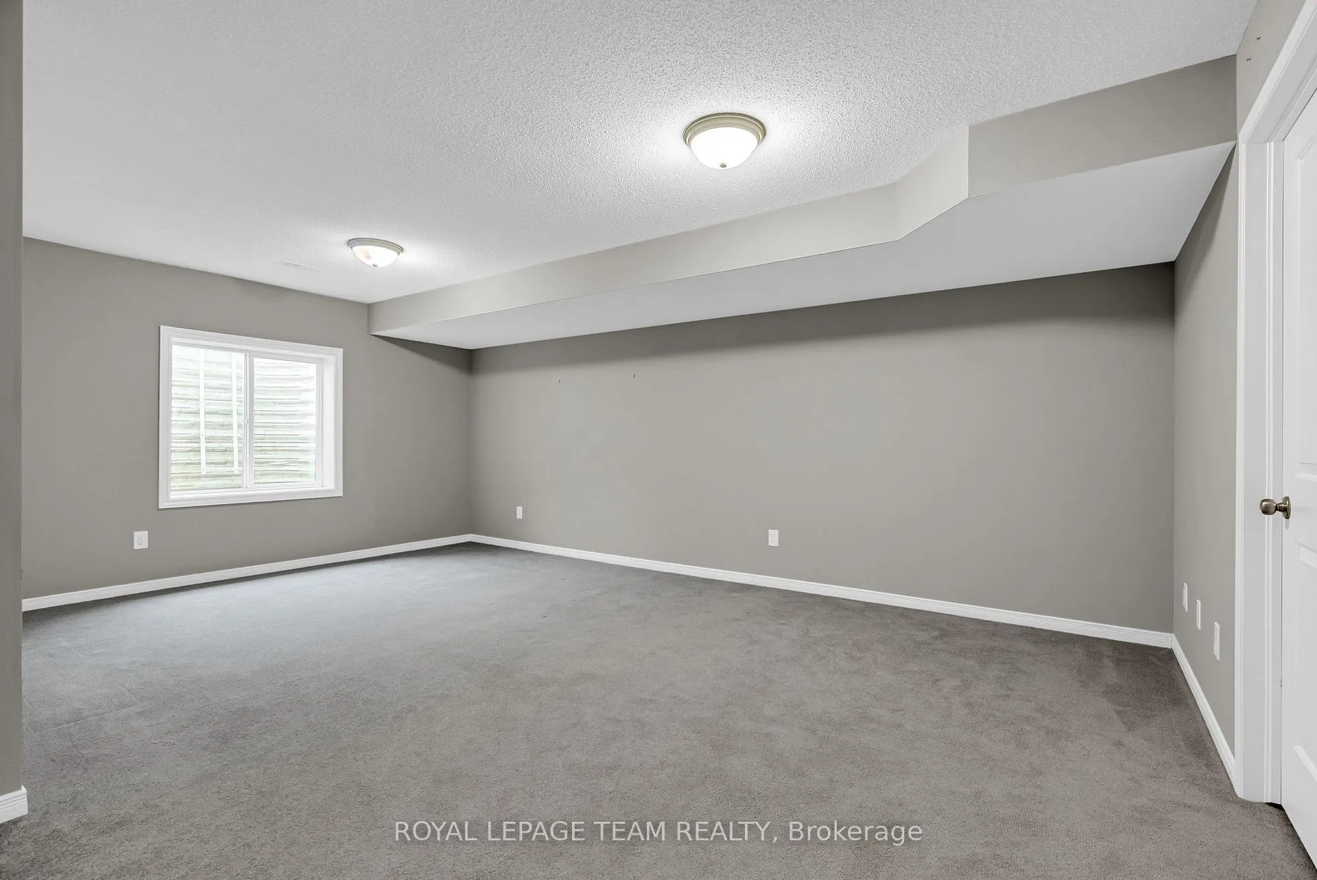 Photo 29 of 338 Nonius Street, Ottawa, Kanata - Emerald Meadows/Trailwest — HOMEH