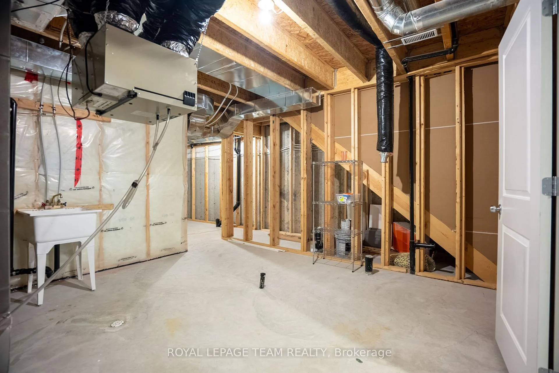 Photo 31 of 338 Nonius Street, Ottawa, Kanata - Emerald Meadows/Trailwest — HOMEH