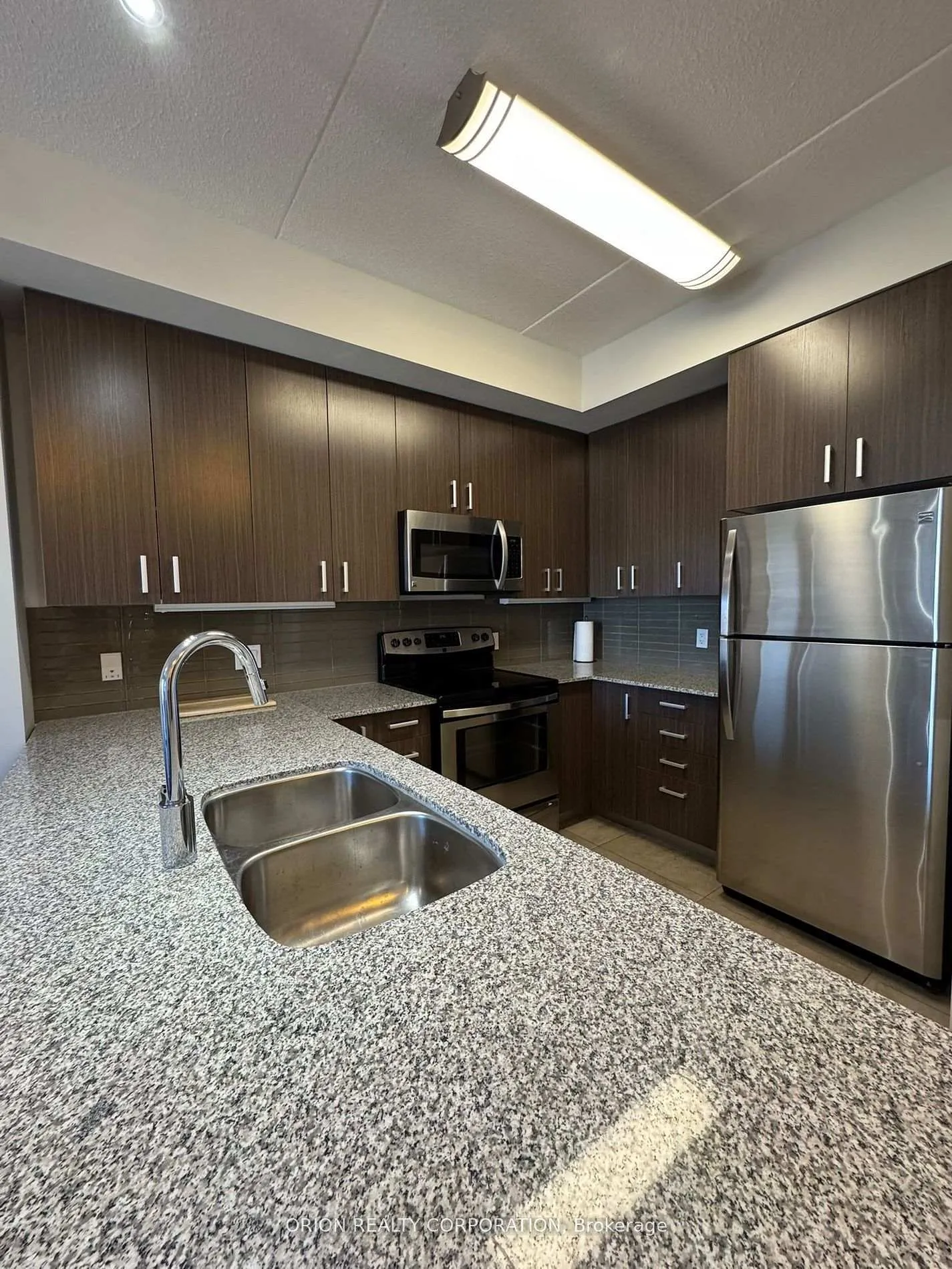 Photo 5 of Unit H405, 62 Balsam Street, Waterloo, Beechwood/University — HOMEH
