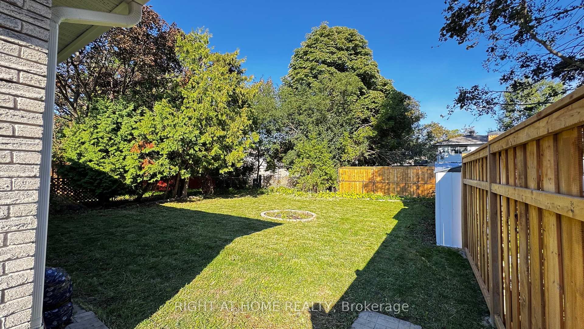 Photo 13 of Unit main, 269 Cook Street, Barrie, Grove East — HOMEH