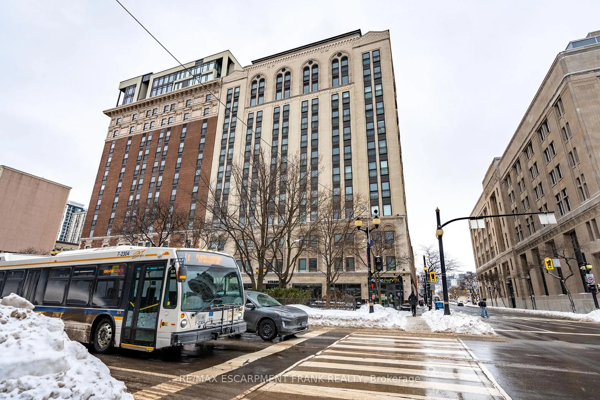 Photo 3 of Unit 1012, 112 King Street E, Hamilton, Beasley — HOMEH