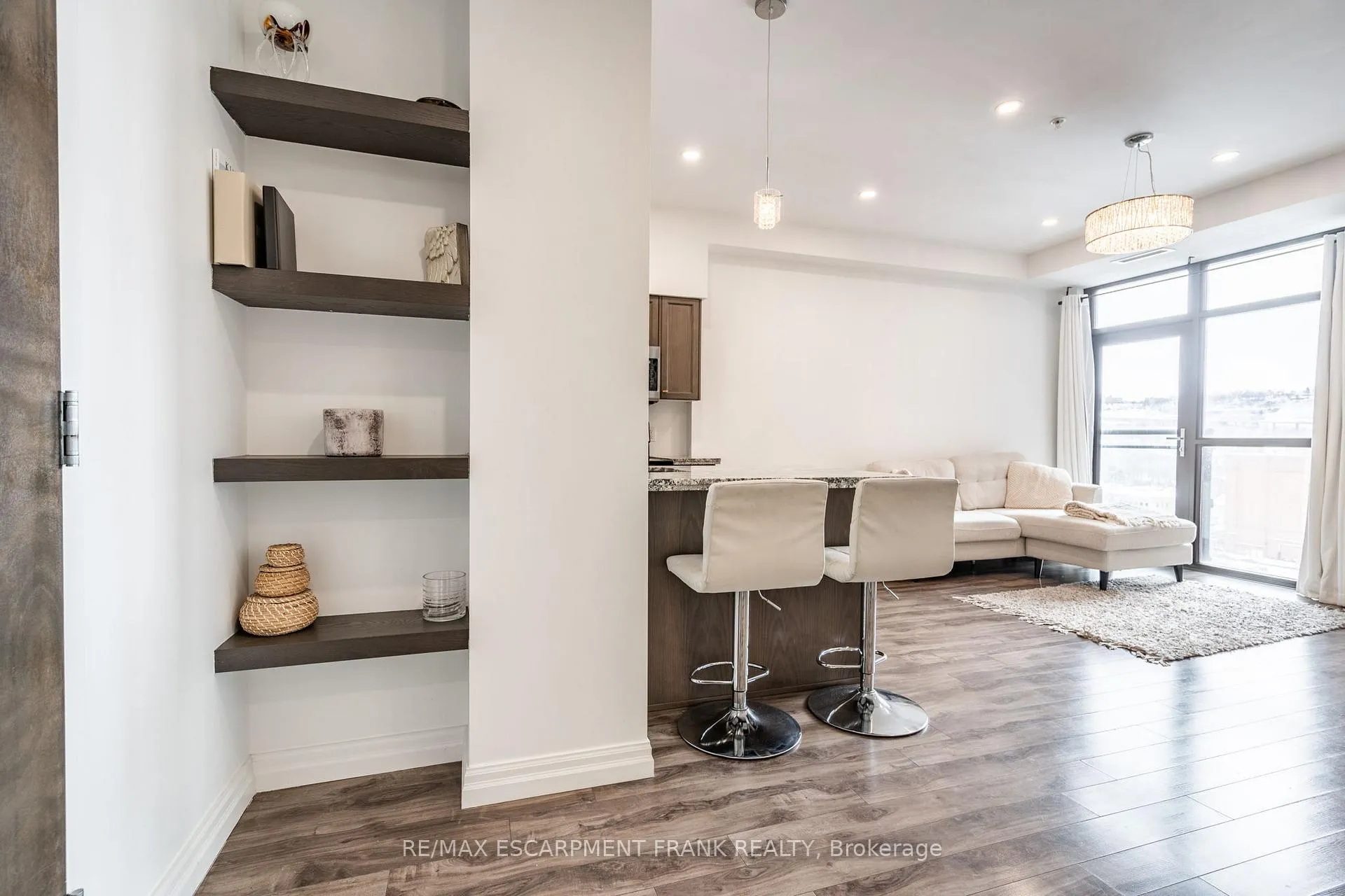 Photo 16 of Unit 1012, 112 King Street E, Hamilton, Beasley — HOMEH