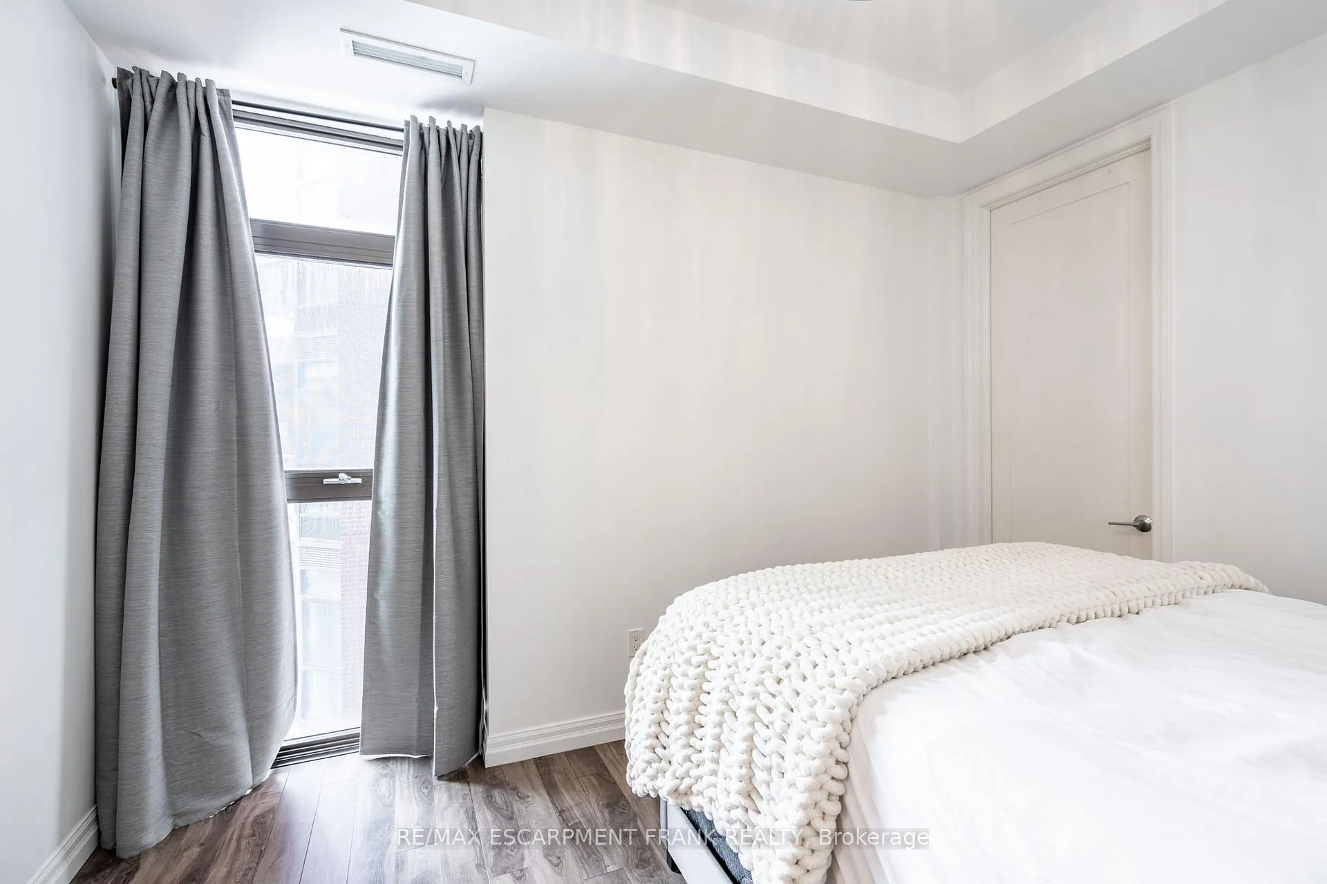 Photo 32 of Unit 1012, 112 King Street E, Hamilton, Beasley — HOMEH