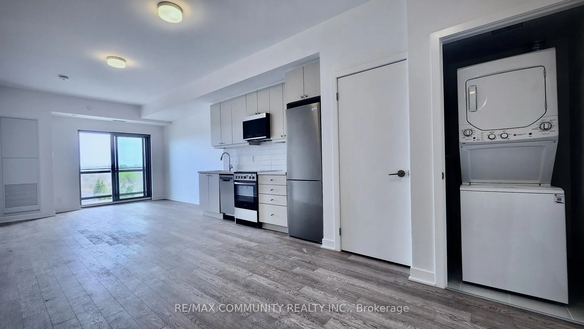 Photo 3 of Unit 704, 55 Clarington Boulevard, Clarington, Bowmanville — HOMEH