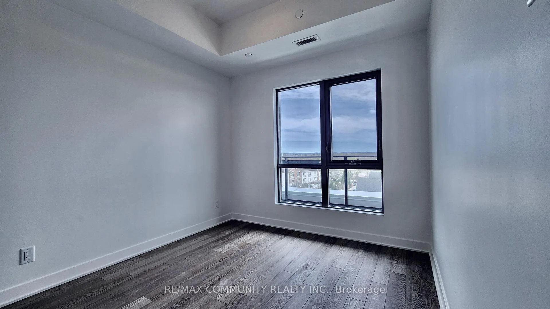 Photo 10 of Unit 704, 55 Clarington Boulevard, Clarington, Bowmanville — HOMEH