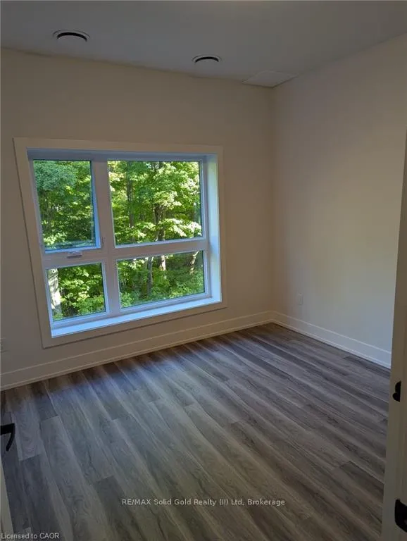 Photo 13 of Unit 203, 1100 Lackner Place, Kitchener — HOMEH