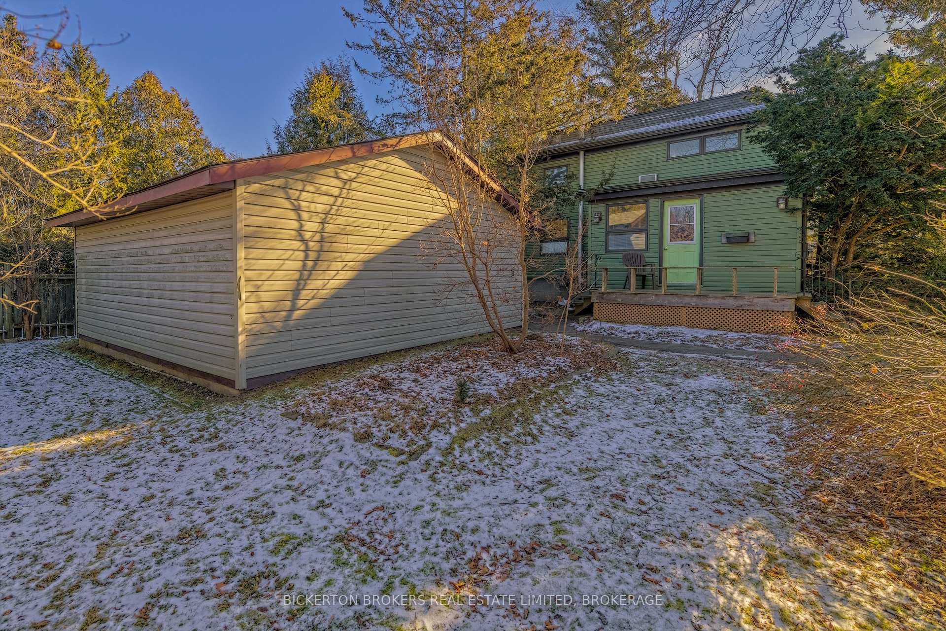 Photo 11 of 160 Georgiana Street, Gananoque — HOMEH
