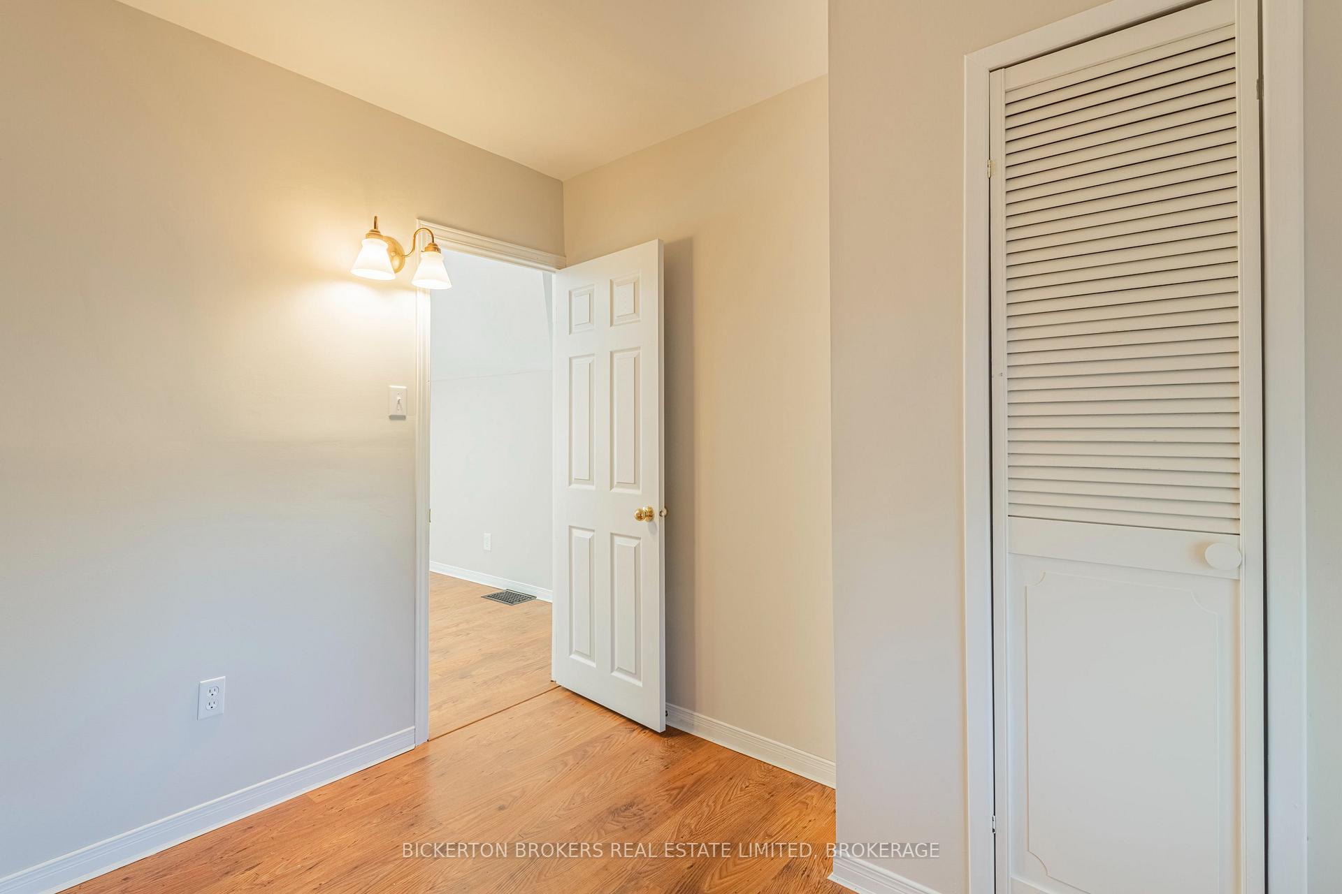 Photo 25 of 160 Georgiana Street, Gananoque — HOMEH