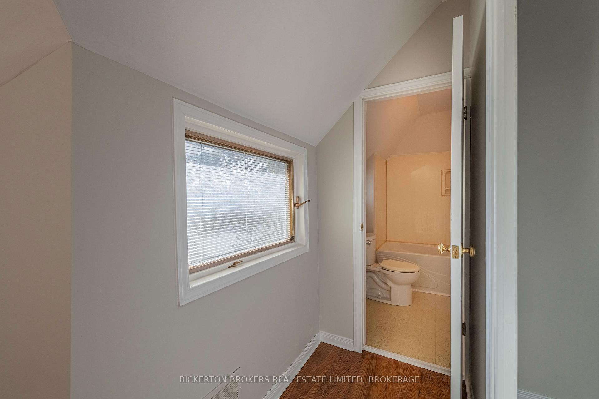 Photo 28 of 160 Georgiana Street, Gananoque — HOMEH