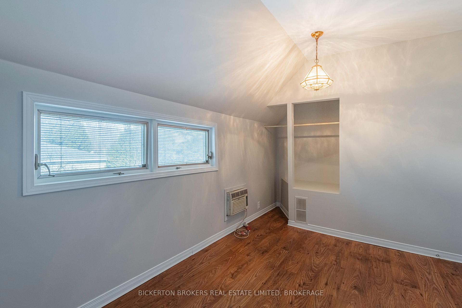 Photo 32 of 160 Georgiana Street, Gananoque — HOMEH