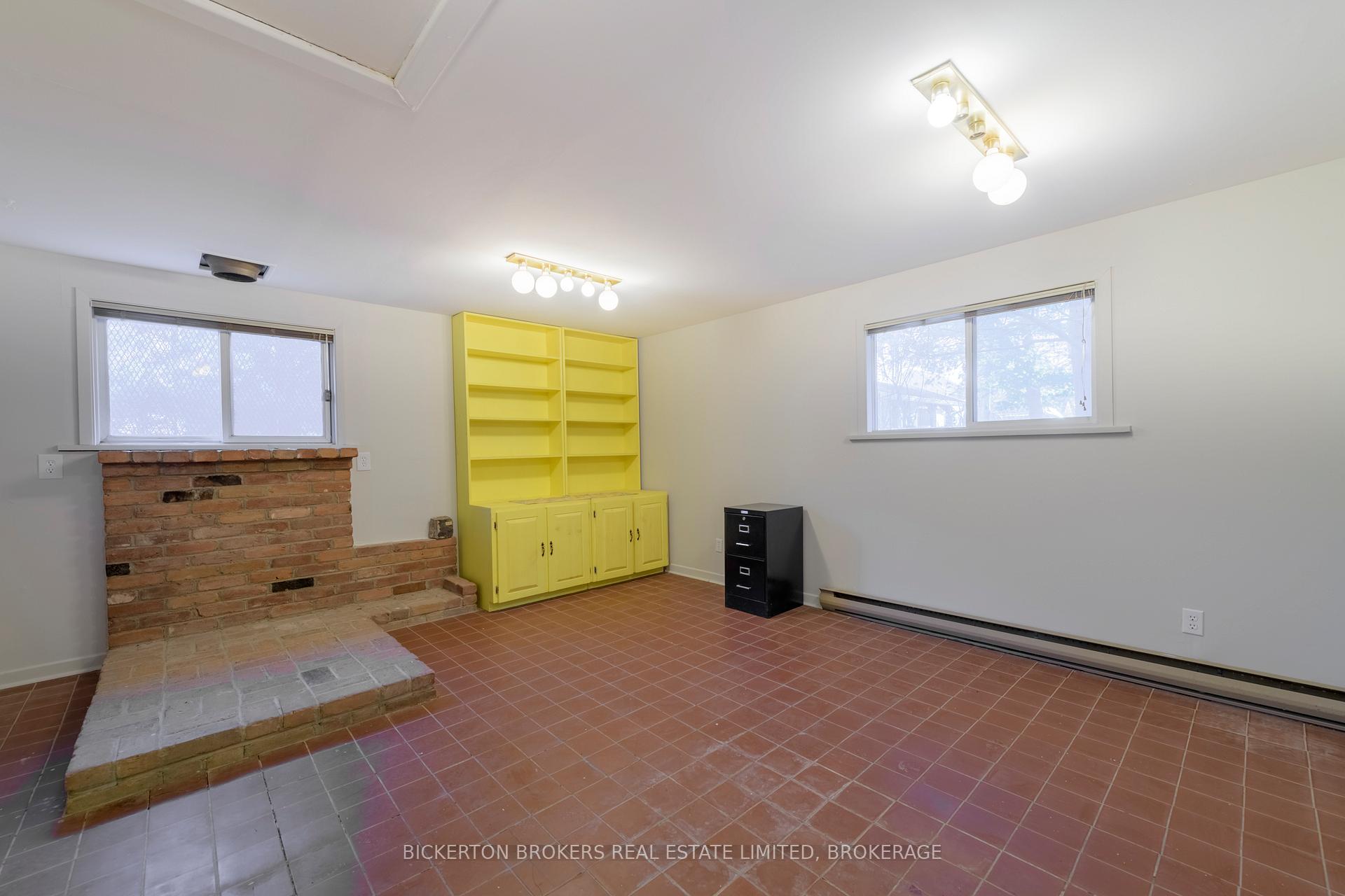 Photo 37 of 160 Georgiana Street, Gananoque — HOMEH