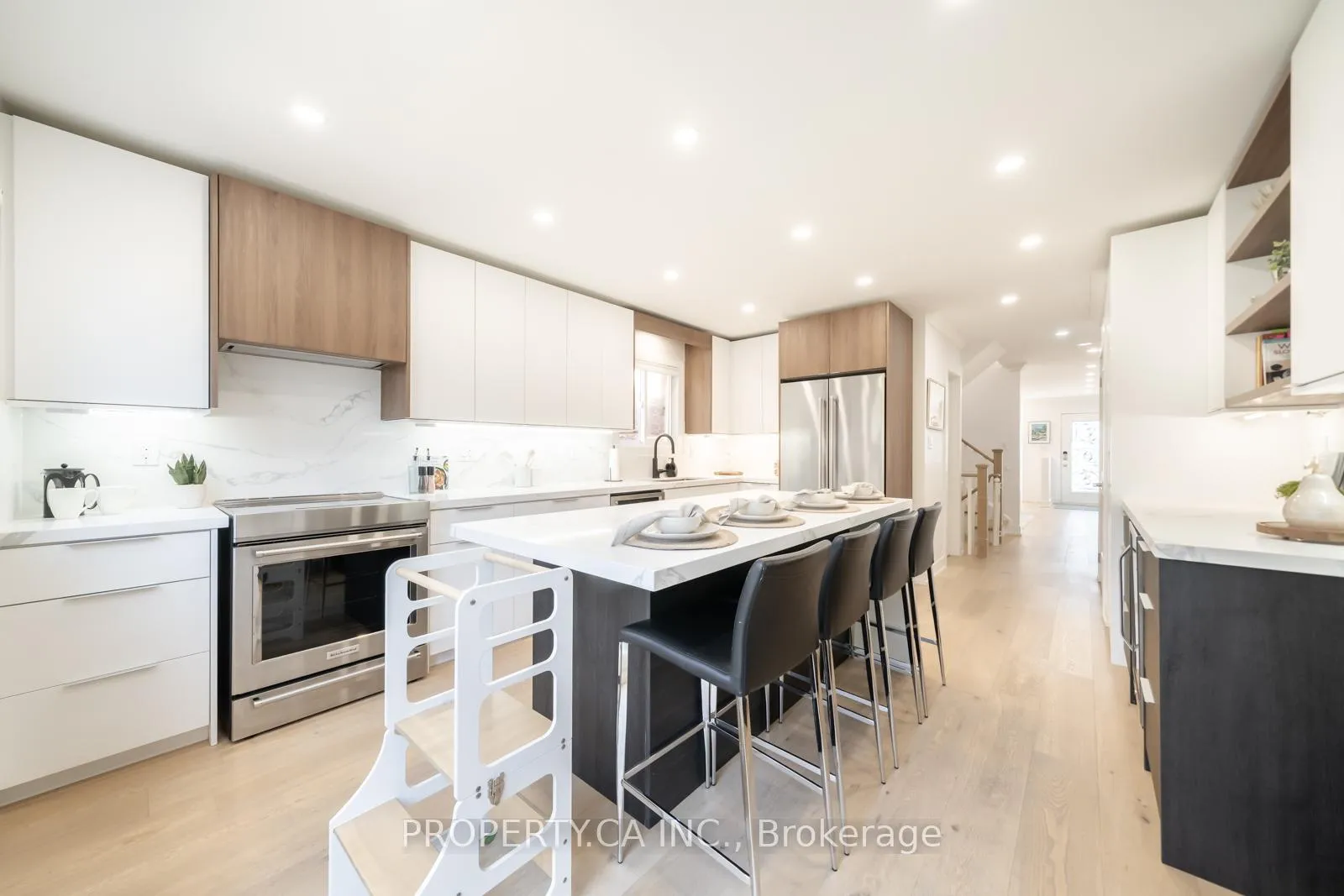 Photo 2 of 340 Lauder Avenue, Toronto, Oakwood Village — HOMEH
