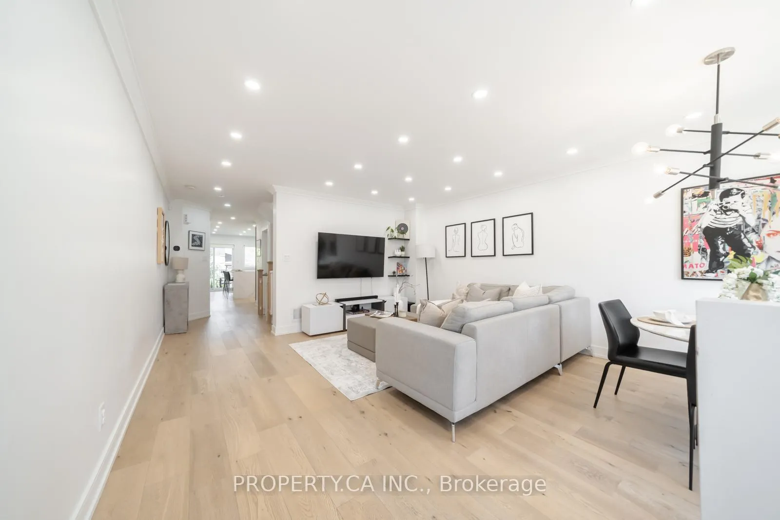 Photo 9 of 340 Lauder Avenue, Toronto, Oakwood Village — HOMEH