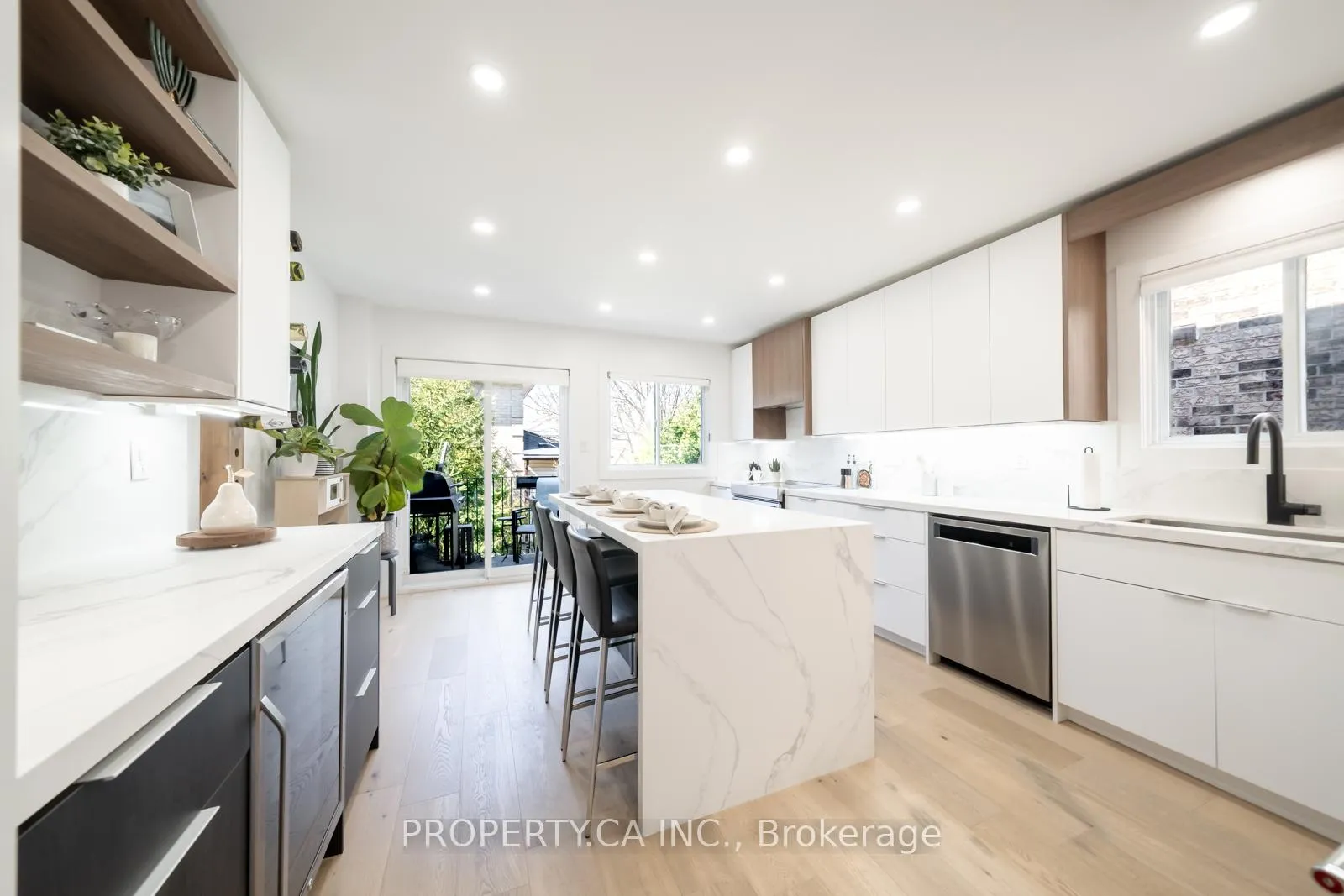 Photo 13 of 340 Lauder Avenue, Toronto, Oakwood Village — HOMEH