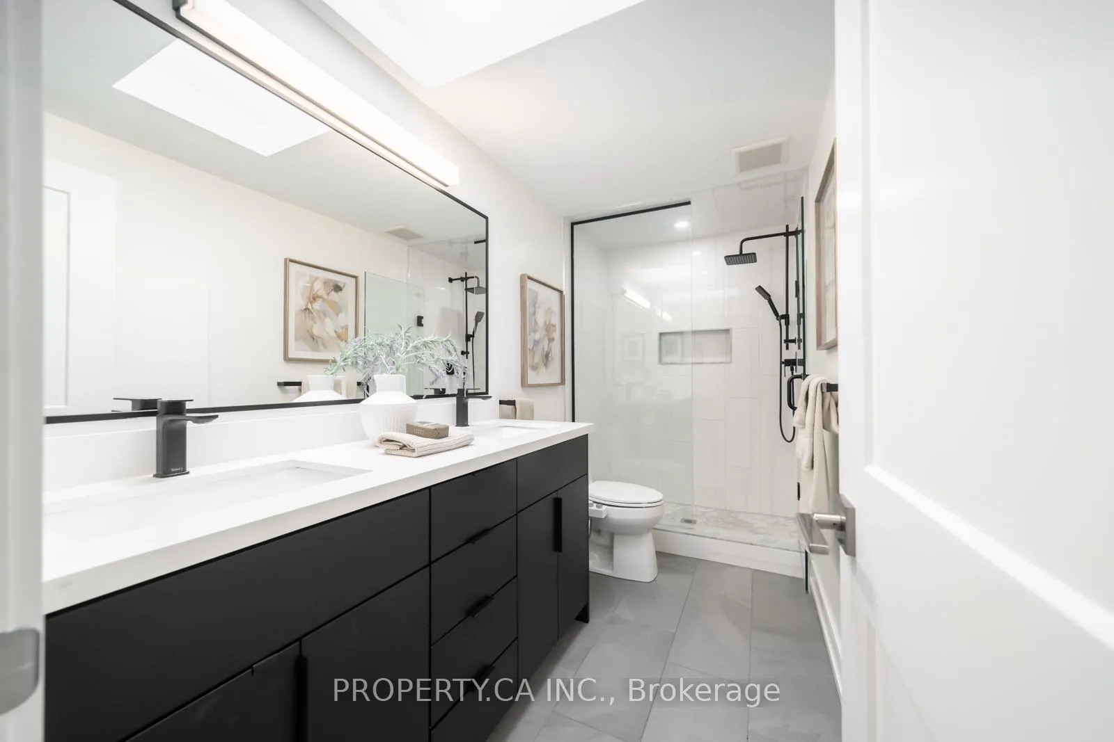 Photo 22 of 340 Lauder Avenue, Toronto, Oakwood Village — HOMEH