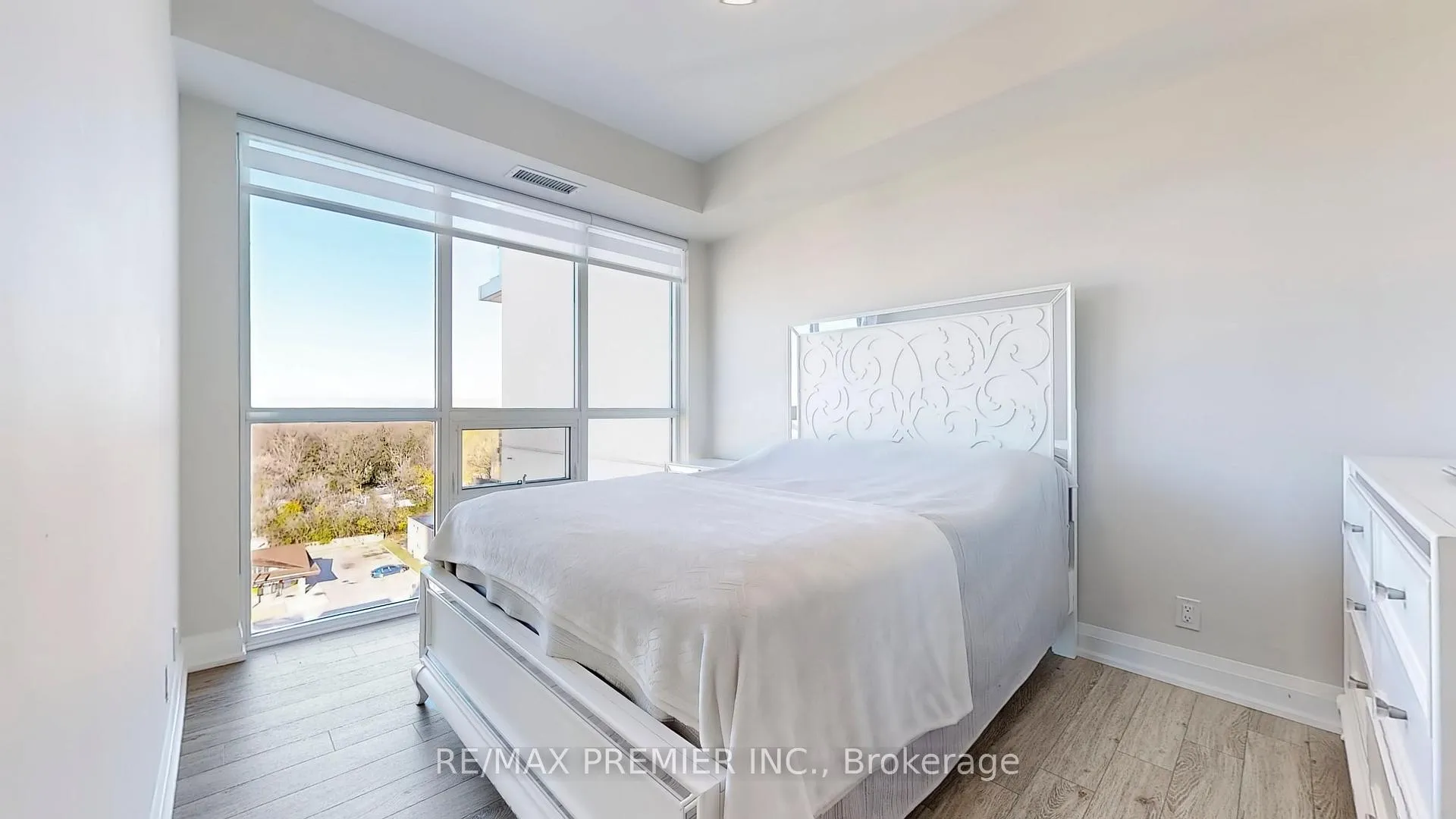 Photo 13 of Unit 808, 15 Lynch Street, Brampton, Queen Street Corridor — HOMEH