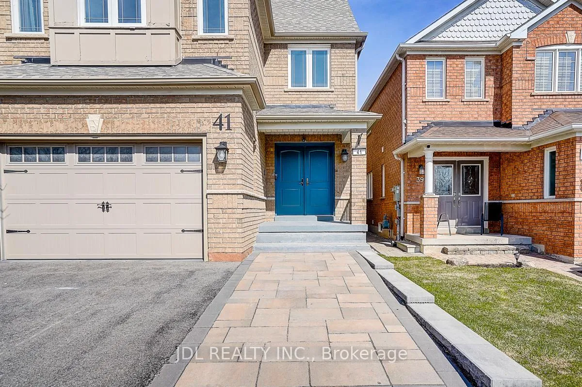 Photo 4 of 41 Emmitt Road W, Vaughan, Maple — HOMEH