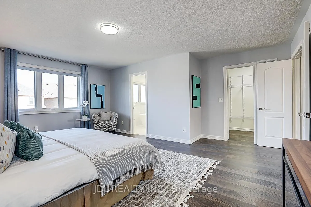 Photo 36 of 41 Emmitt Road W, Vaughan, Maple — HOMEH