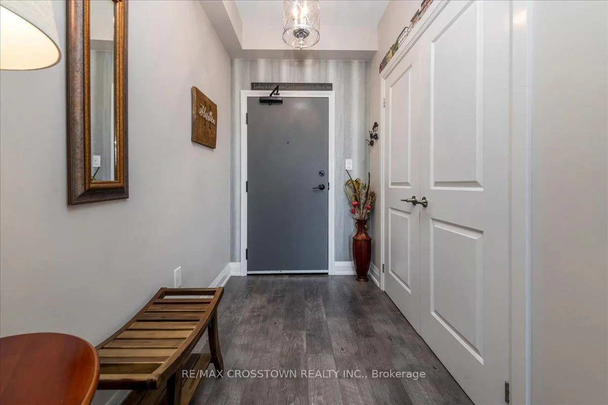 Photo 6 of Unit 202, 720 Yonge Street, Barrie, Painswick South — HOMEH