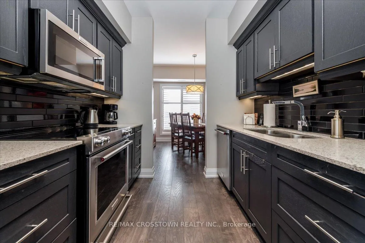 Photo 10 of Unit 202, 720 Yonge Street, Barrie, Painswick South — HOMEH
