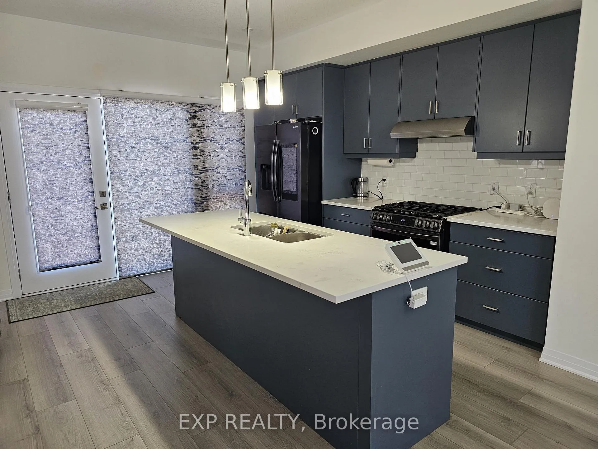 Photo 5 of 1 Benninger Drive, Kitchener — HOMEH