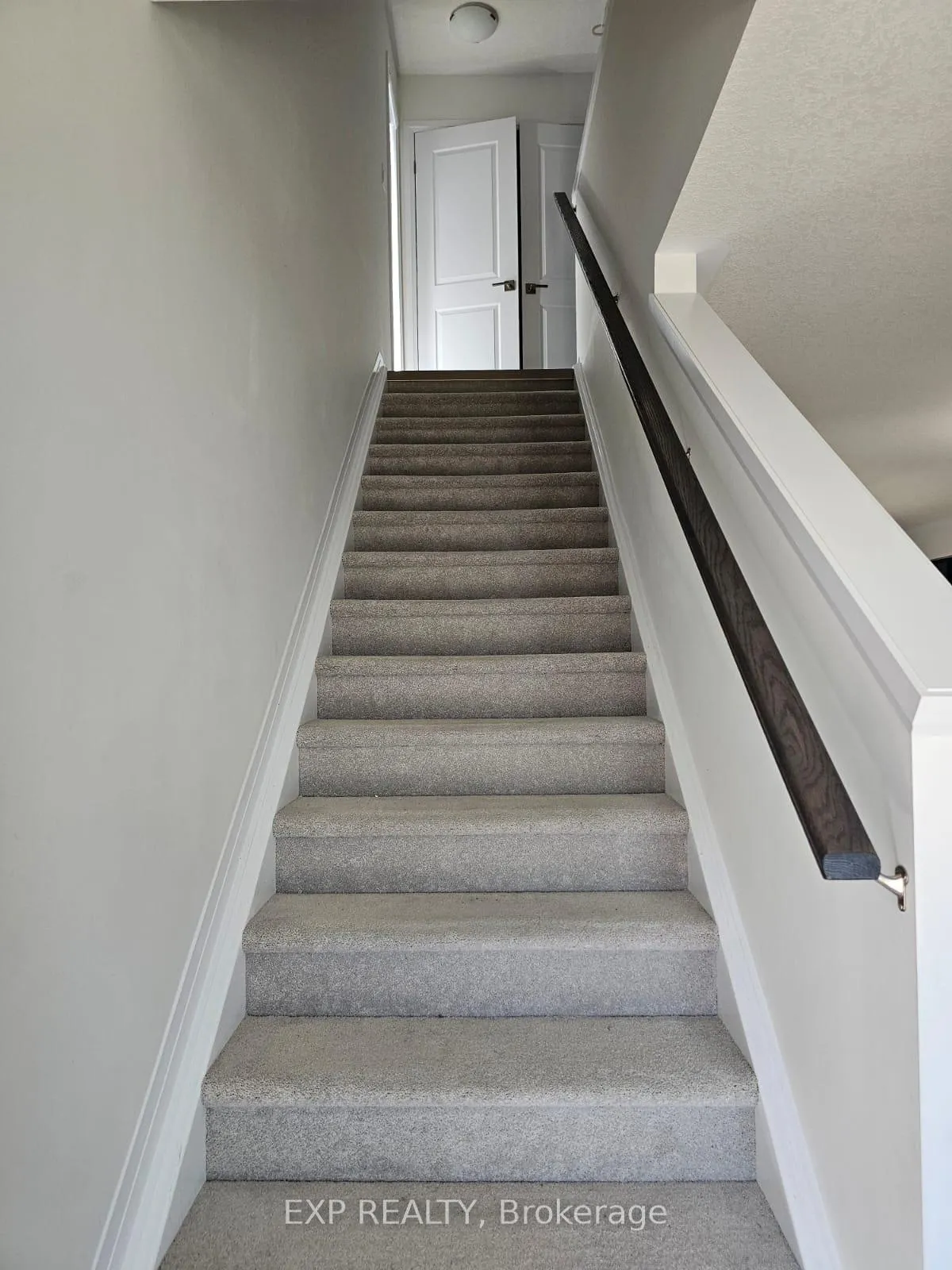 Photo 11 of 1 Benninger Drive, Kitchener — HOMEH