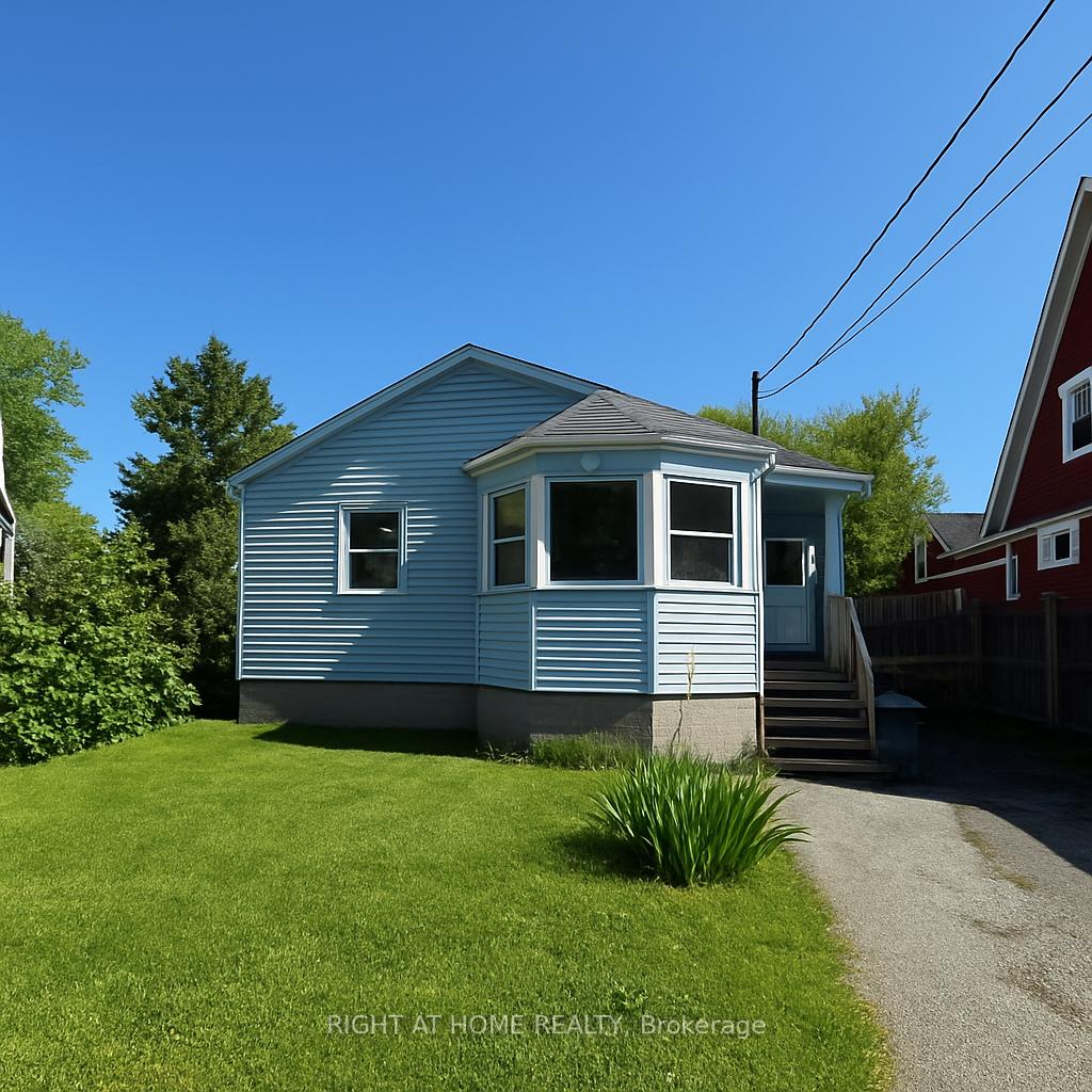 Photo 1 of 519 Lake Drive E, Georgina, Historic Lakeshore Communities — HOMEH