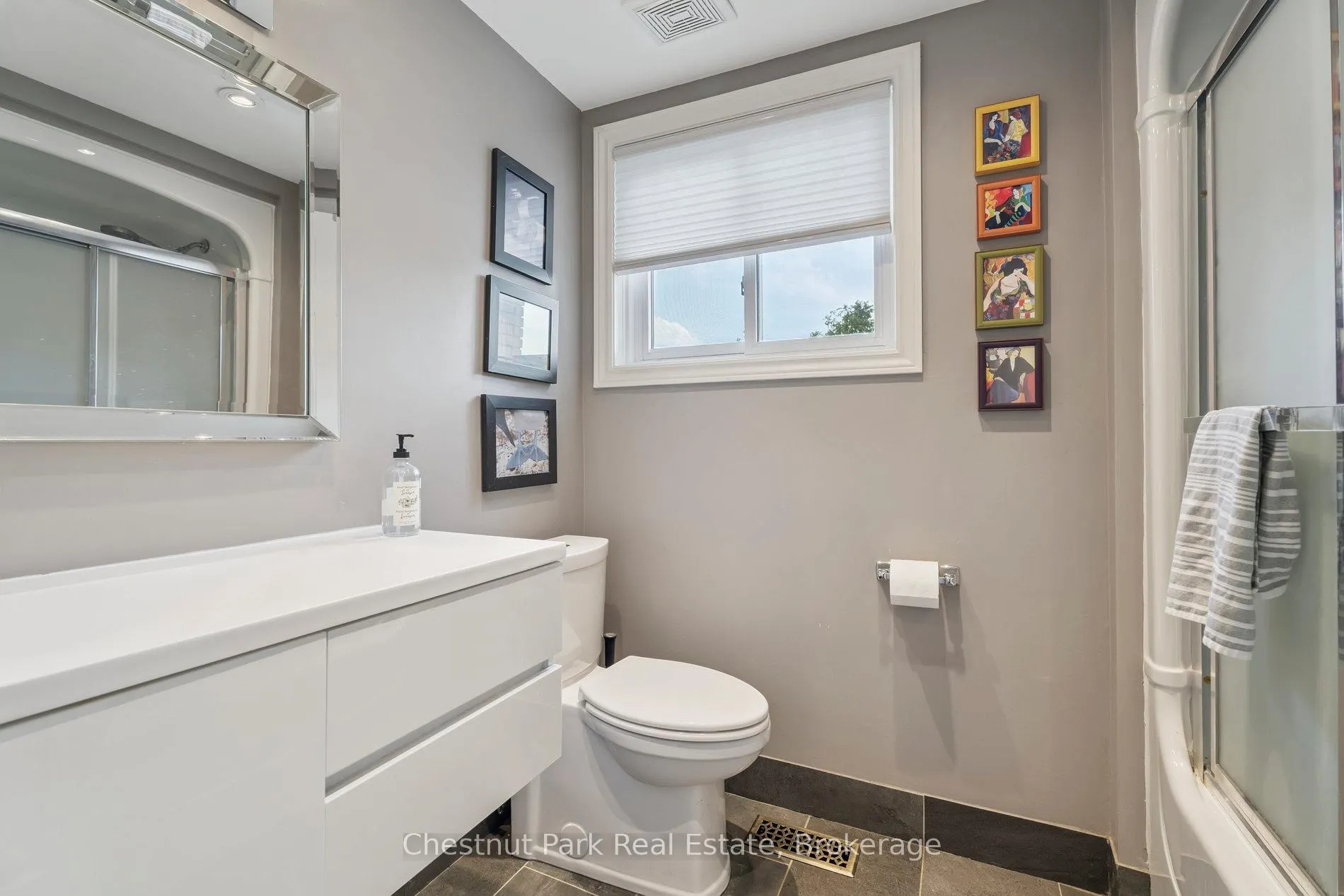 Photo 32 of 16 Davies Crescent, Barrie, Grove East — HOMEH