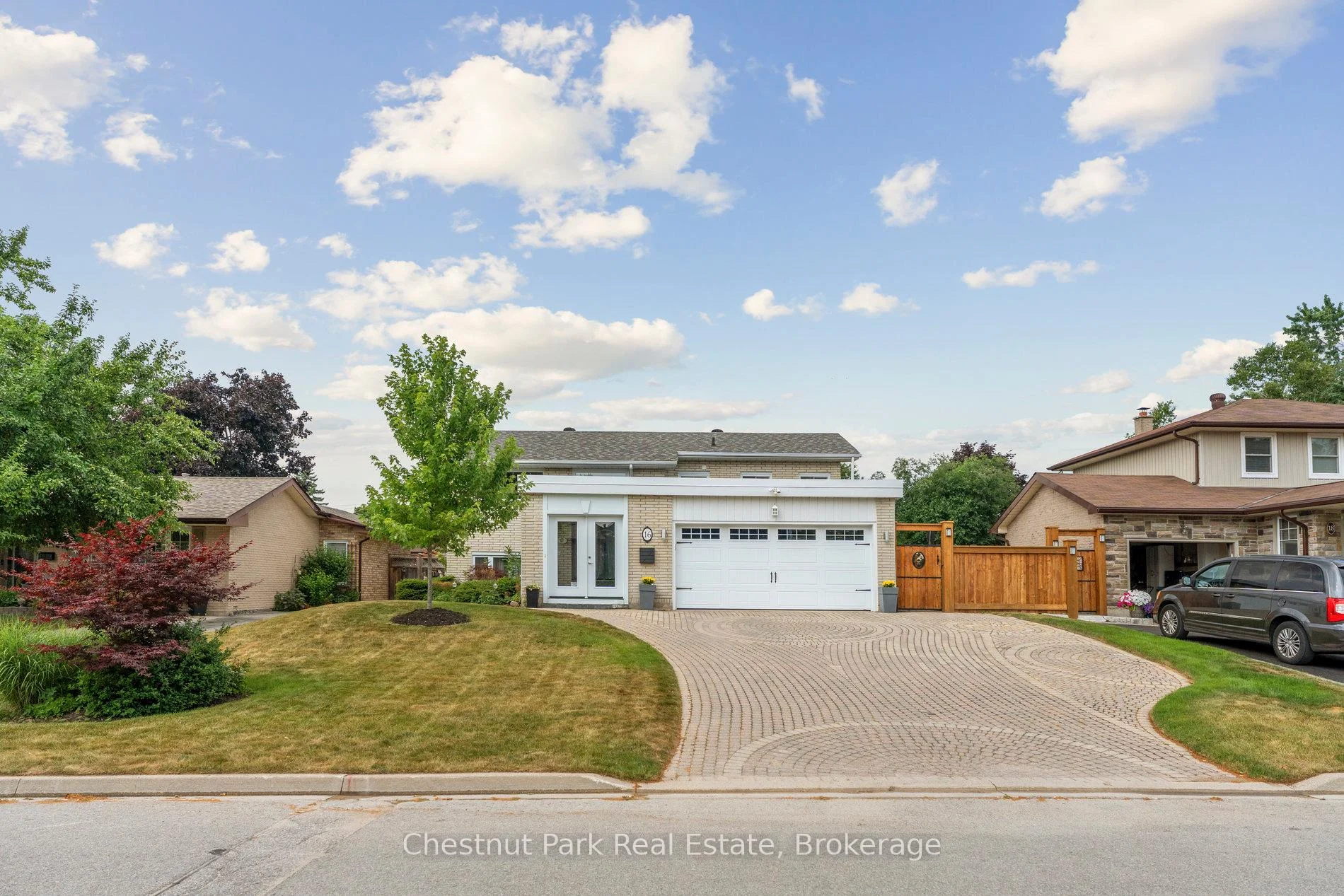 Photo 6 of 16 Davies Crescent, Barrie, Grove East — HOMEH