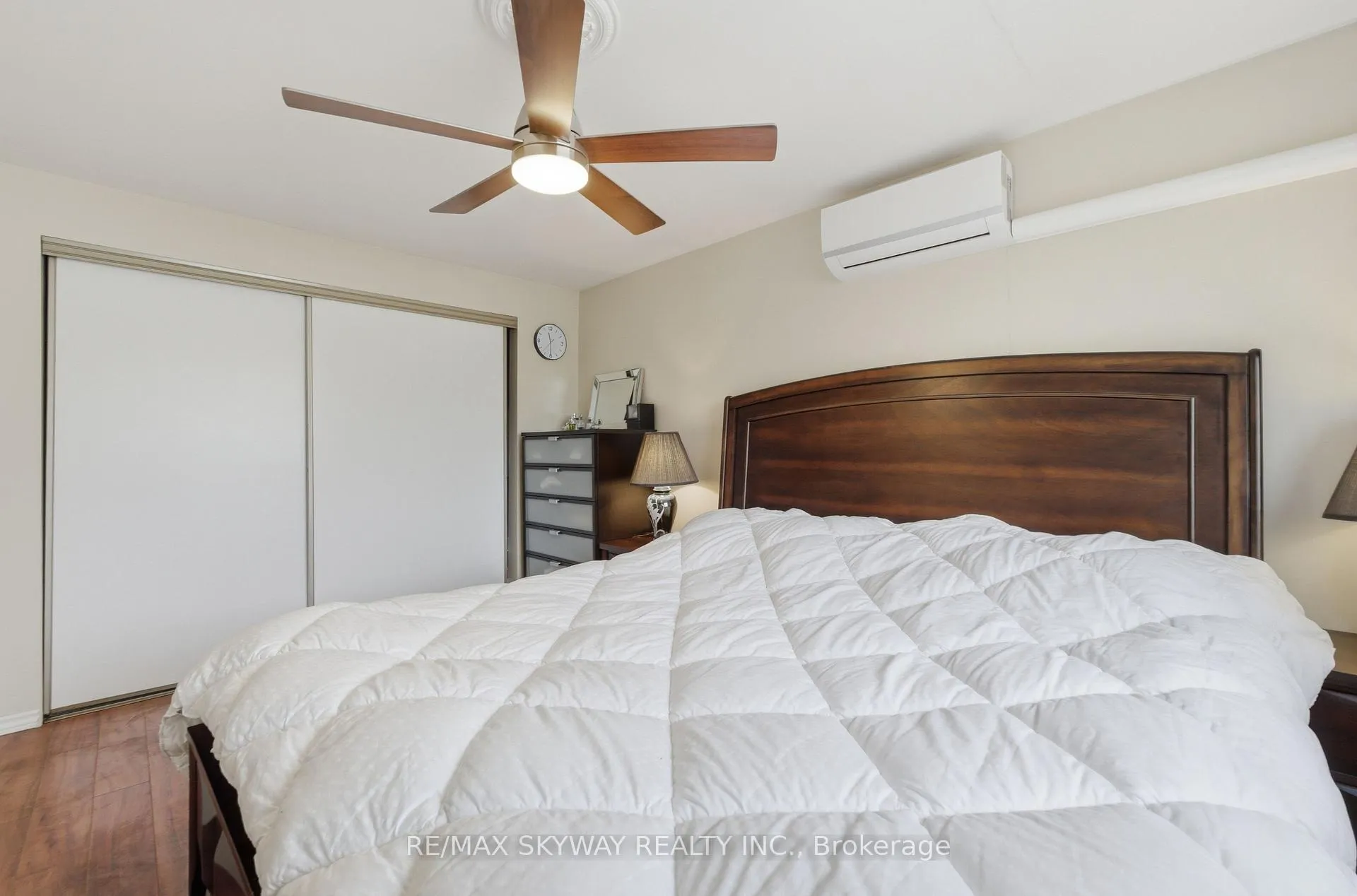 Photo 12 of 711 Hillview Road, Cambridge — HOMEH