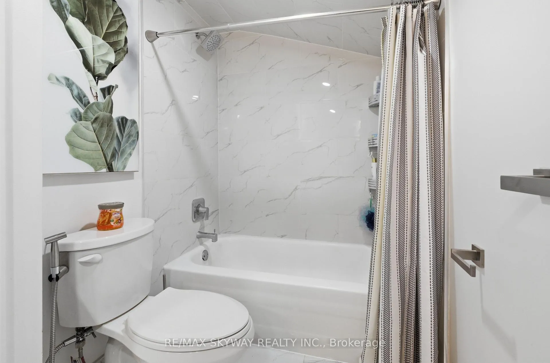 Photo 15 of 711 Hillview Road, Cambridge — HOMEH