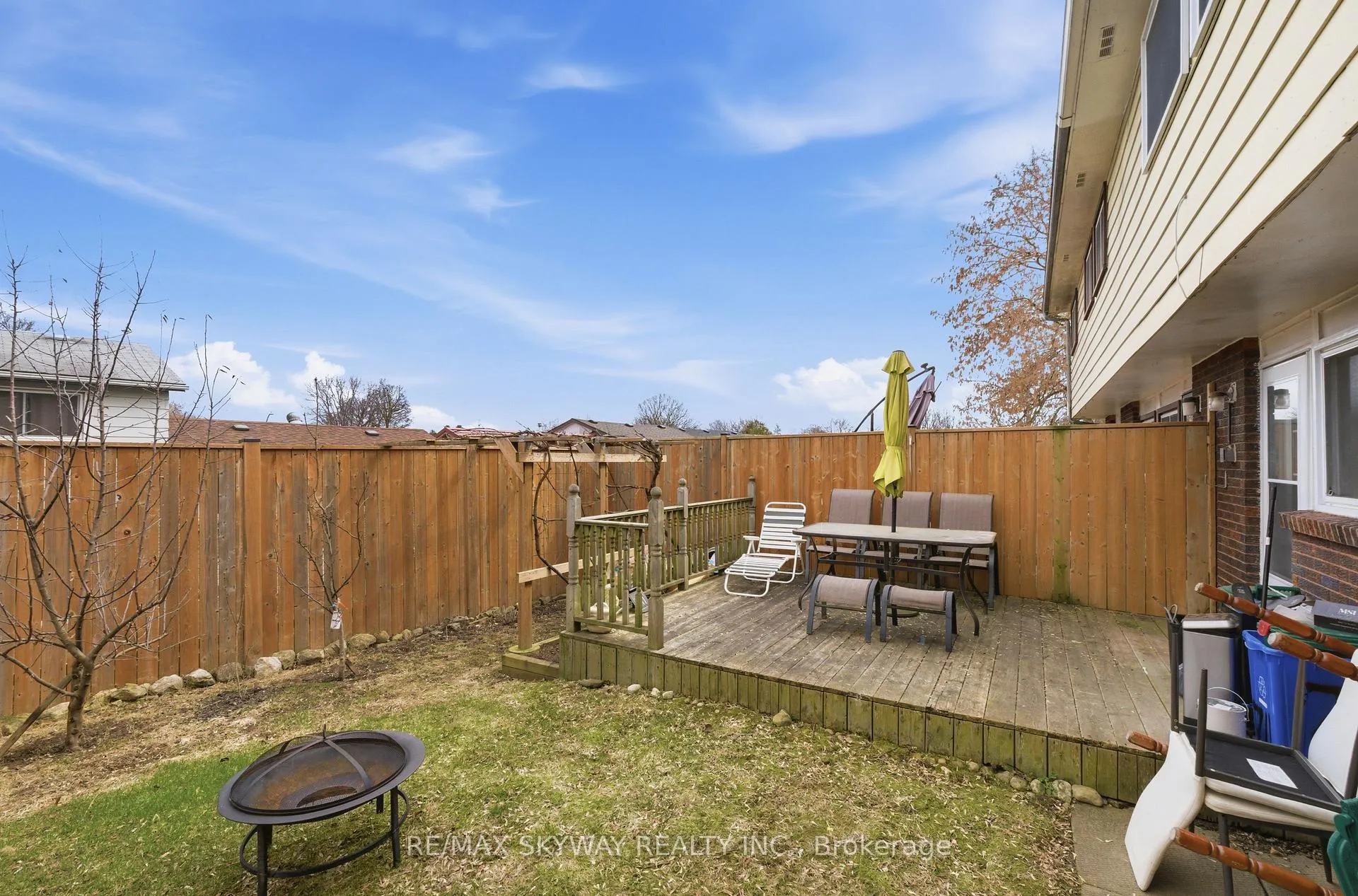 Photo 22 of 711 Hillview Road, Cambridge — HOMEH