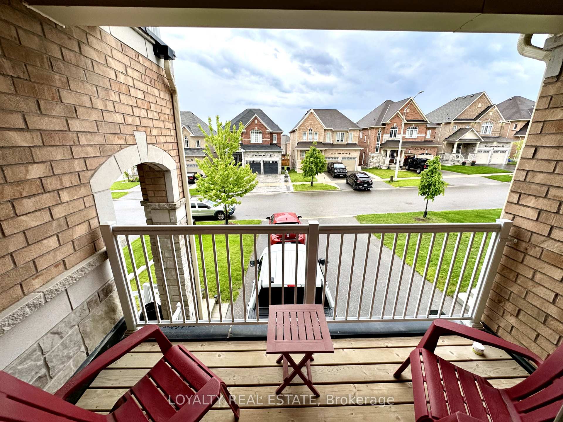 Photo 8 of 108 Elephant Hill Drive, Clarington, Bowmanville — HOMEH