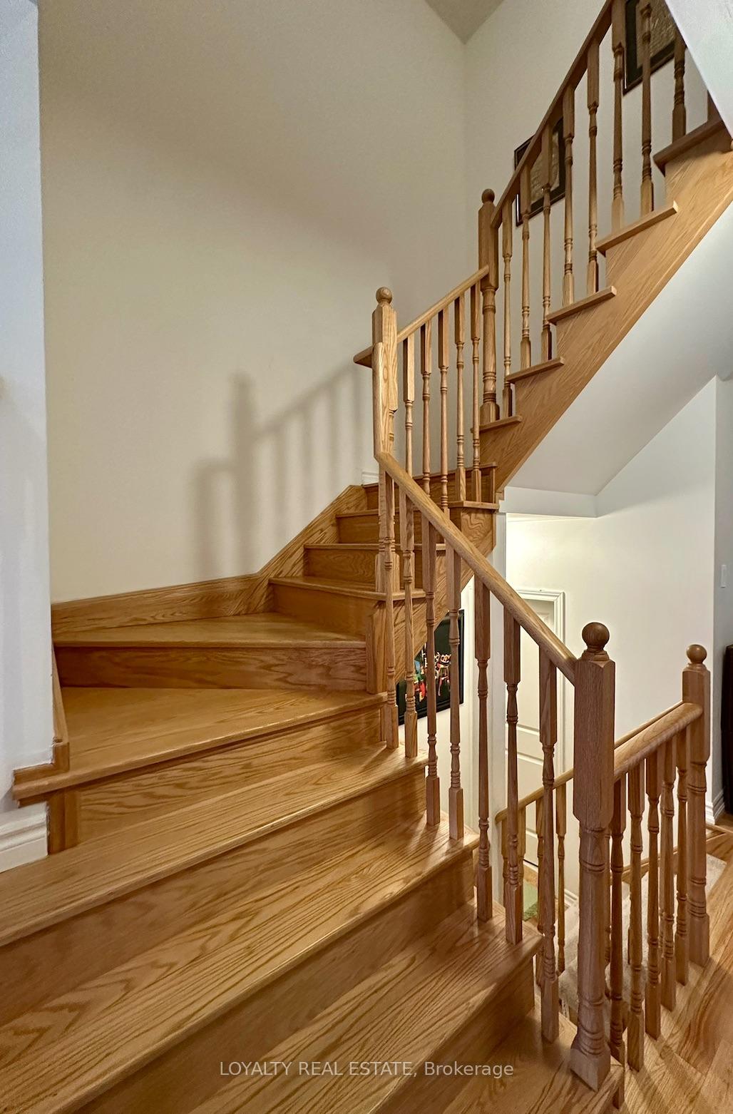 Photo 15 of 108 Elephant Hill Drive, Clarington, Bowmanville — HOMEH